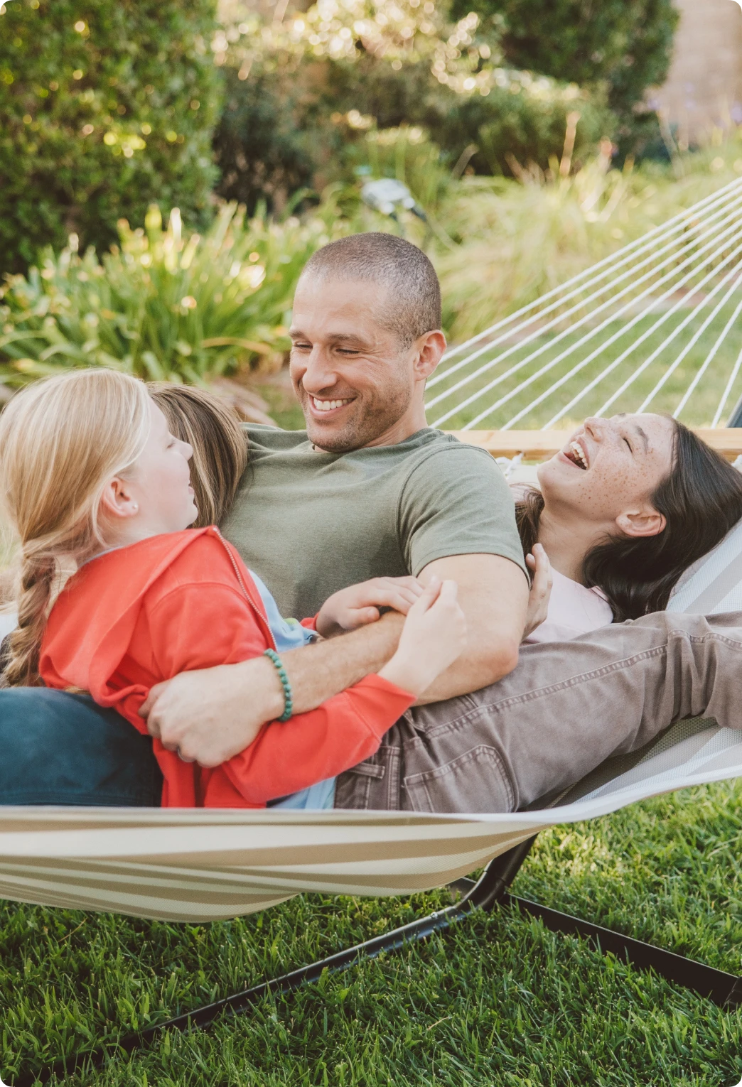 ScottsMiracle-Gro America's Backyard Instant Win and Sweepstakes